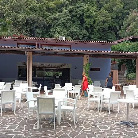La Francesca Sud Un Villaggio