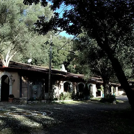 La Francesca Sud Un Villaggio